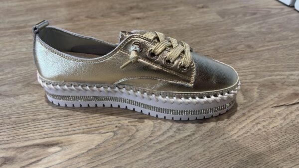 Susan Gold leather shoes sneakers